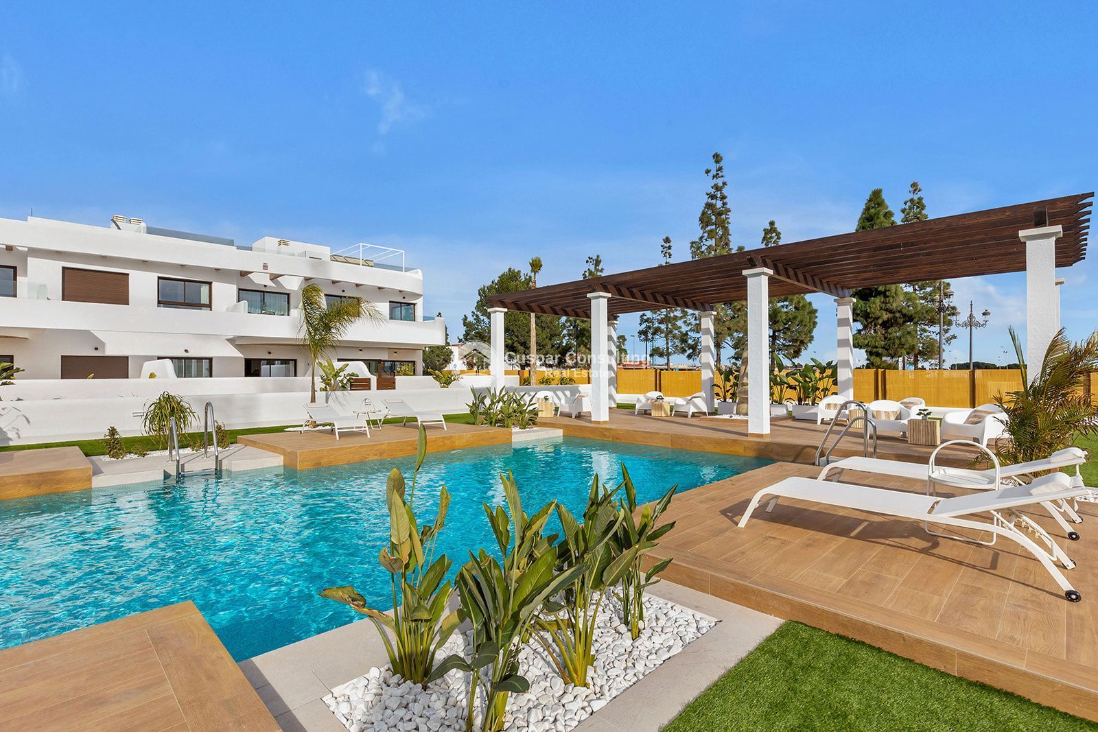 Piscina de Àtic en venda en Los Alcázares amb Aire condicionat, Calefacció i Terrassa