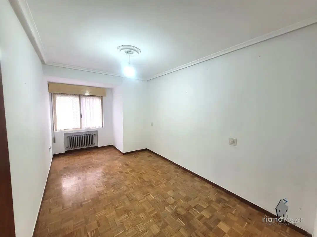 Habitación de Piso en venta en Langreo con Calefacción y Trastero