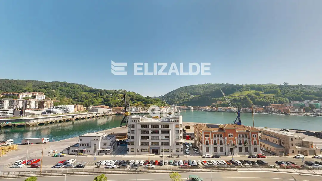 Vista exterior de Piso en venta en Donostia - San Sebastián  con Calefacción, Trastero y Balcón