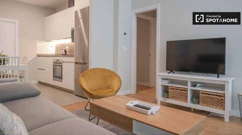Foto 2 de Habitació a Niño Jesús, Madrid Capital