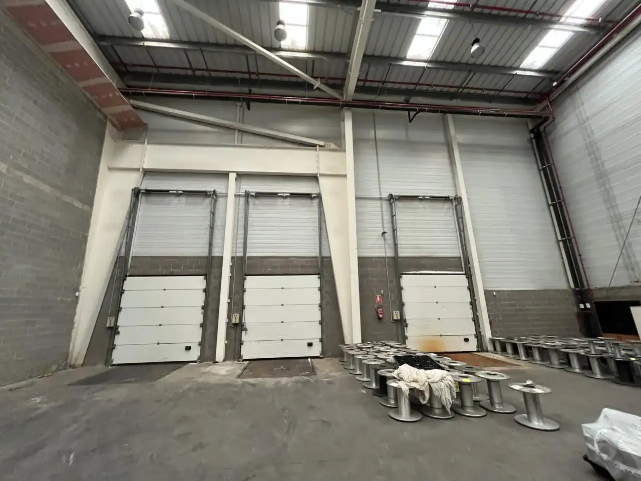 Nau industrial de lloguer en Premià de Mar