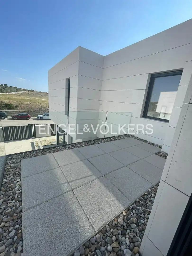 Terraza de Casa o chalet de alquiler en Majadahonda con Aire acondicionado, Calefacción y Jardín privado
