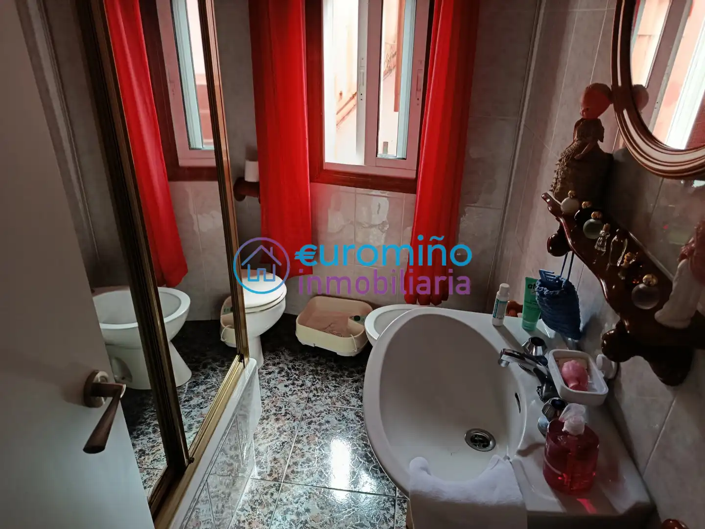 Casa adosada en venta en Rúa das Coutadas, Salgueira - O Castaño