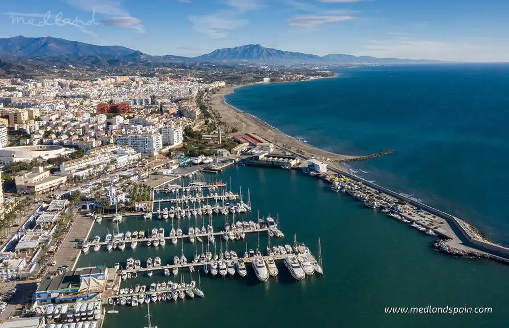 Apartament amb piscina en venda a Estepona Pueblo, imagen 15