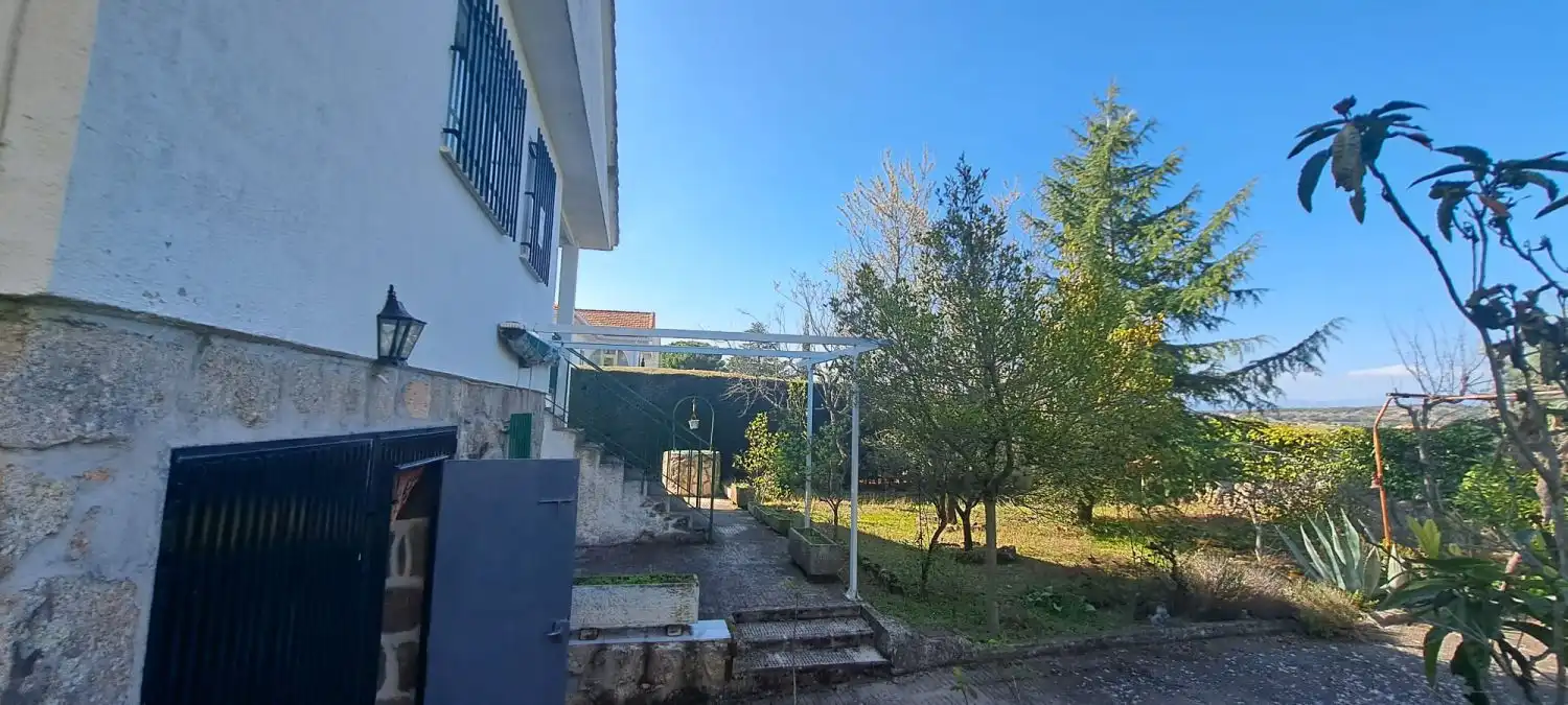 Casa o xalet en venda en Valdemorillo amb Calefacció