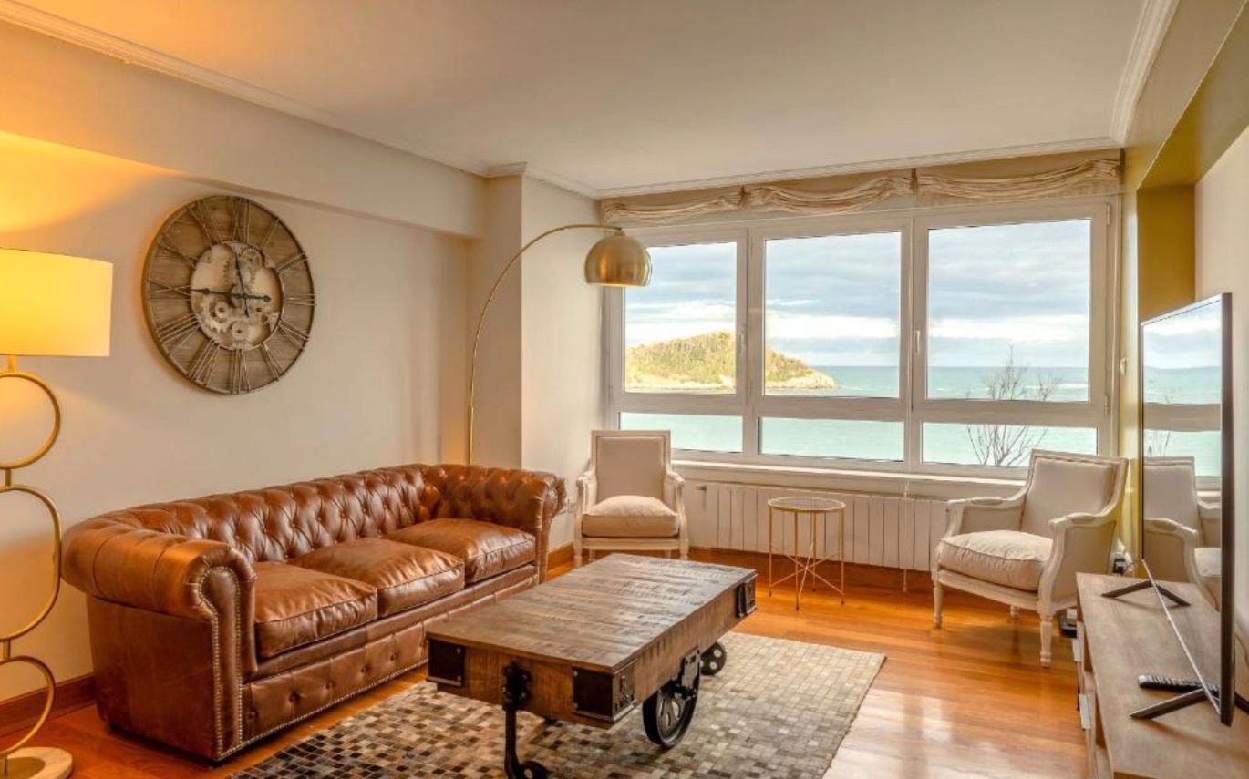 Living room of Apartment to rent in Donostia - San Sebastián   with Air Conditioner, Heating and Terrace