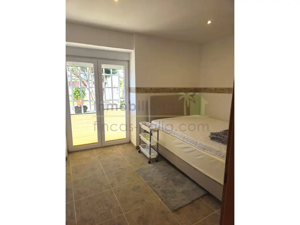 Dormitori de Casa o xalet en venda en Benicarló amb Jardí privat, Terrassa i Forn