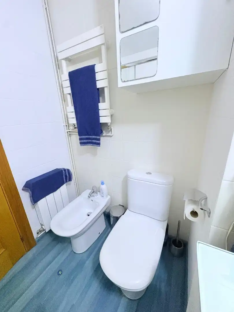 Baño de Piso en venta en Pallejà con Aire acondicionado, Calefacción y Parquet