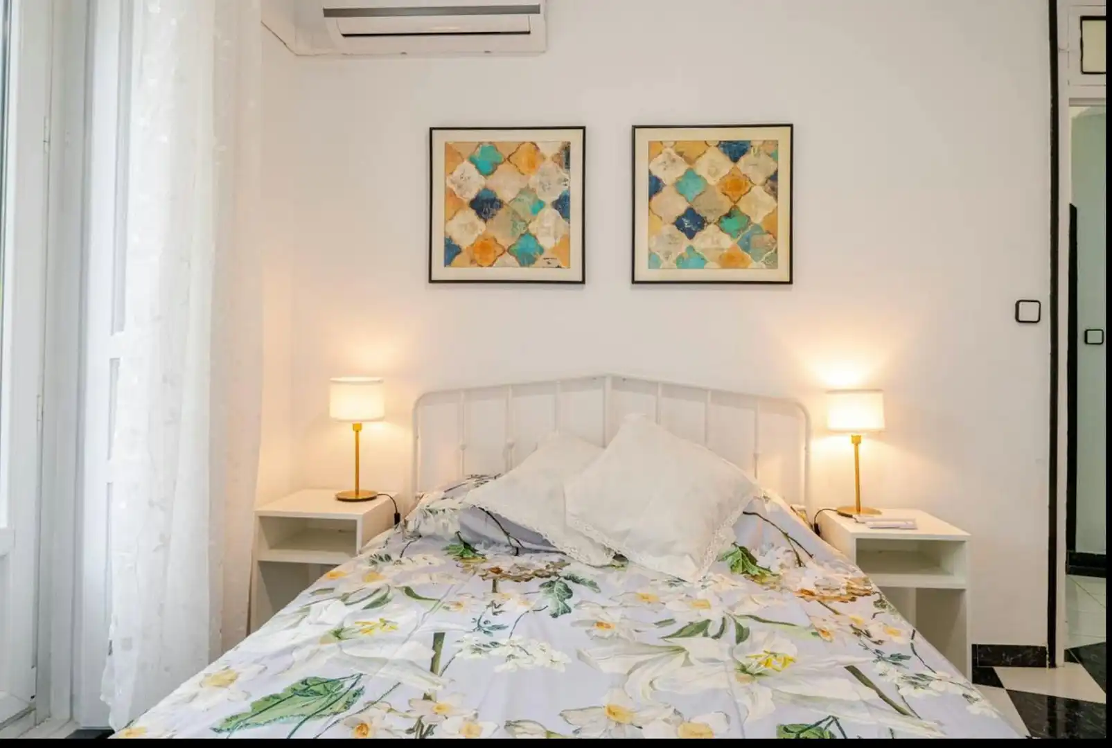 Bedroom of Flat for rent in Madrid  with Air Conditioner, Heating and Furnished