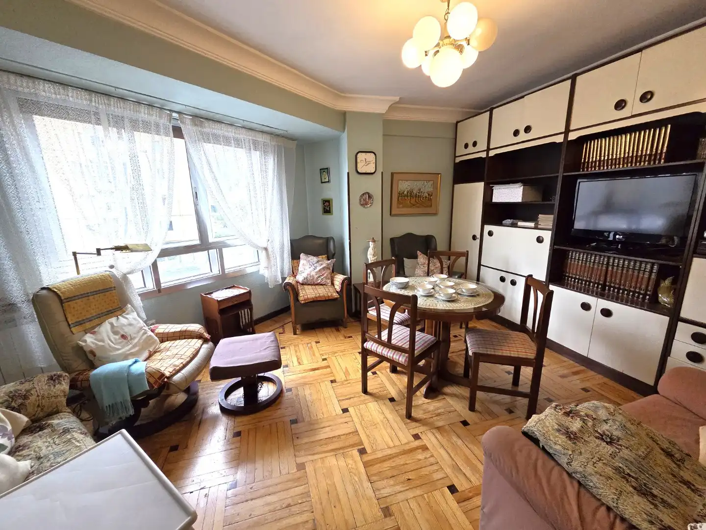 Living room of Flat for sale in Burgos Capital  with Heating and Terrace