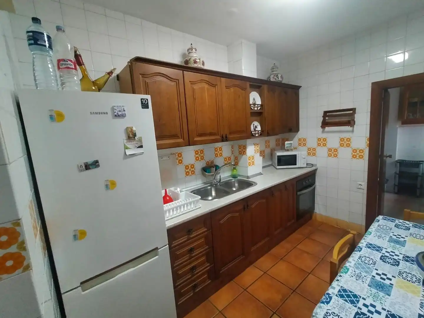 Cuina de Pis de lloguer en La Línea de la Concepción amb Moblat