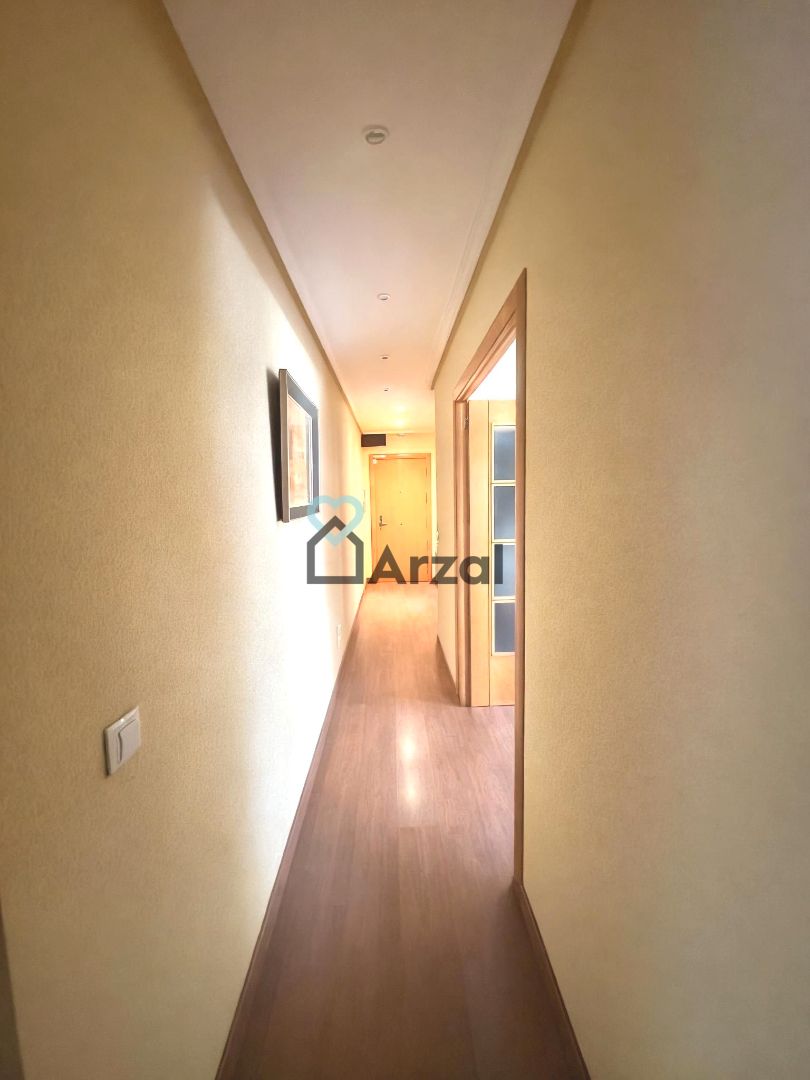 Piso en venta en  Madrid Capital con Calefacción y Alarma