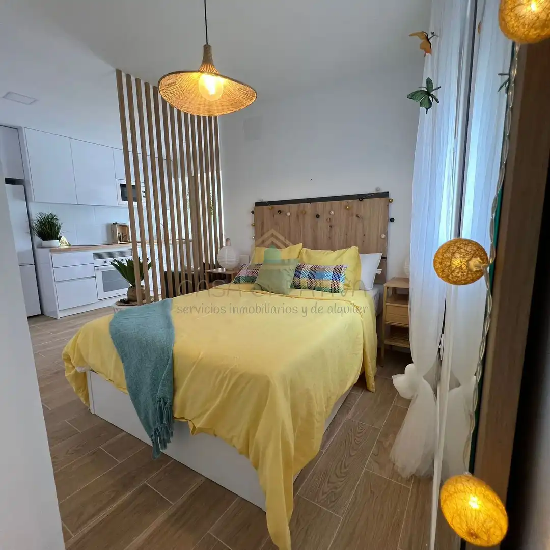 Habitación de Estudio en venta en Sueca con Aire acondicionado, Calefacción y Amueblado