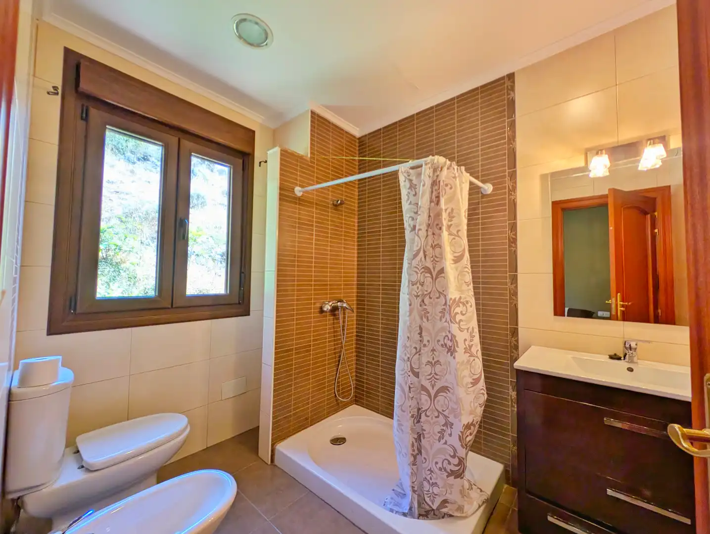 Bathroom of Houses for sale in Zorraquín  with Heating, Parquet flooring and Terrace