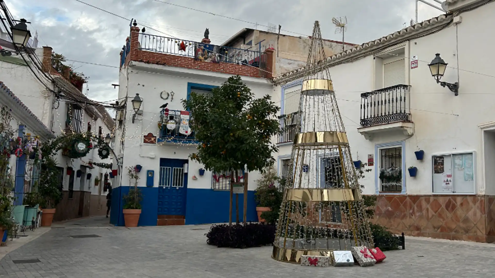 Exterior view of Houses for sale in Vélez-Málaga  with Heating, Terrace and Storage room