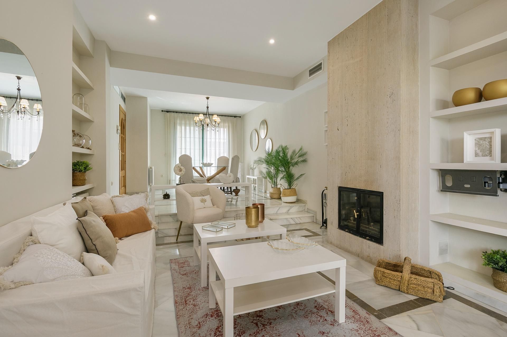 Living room of House or chalet for sale in  Granada Capital  with Air Conditioner, Heating and Private garden