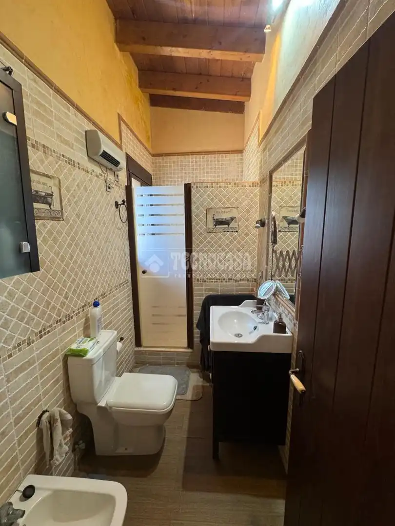 Baño de Finca rústica en venta en Utrera con Aire acondicionado, Calefacción y Amueblado