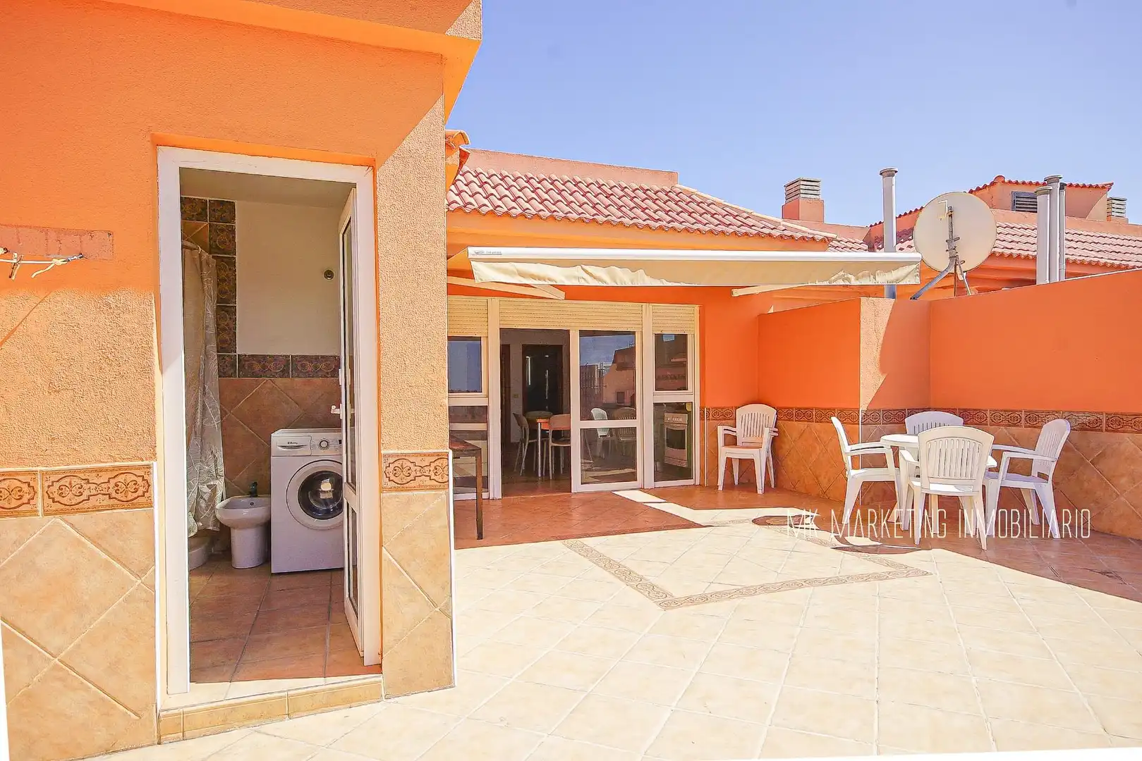 Terrasse von Dachboden zum Verkauf in Mogán mit Terrasse, Abstellraum und Möbliert