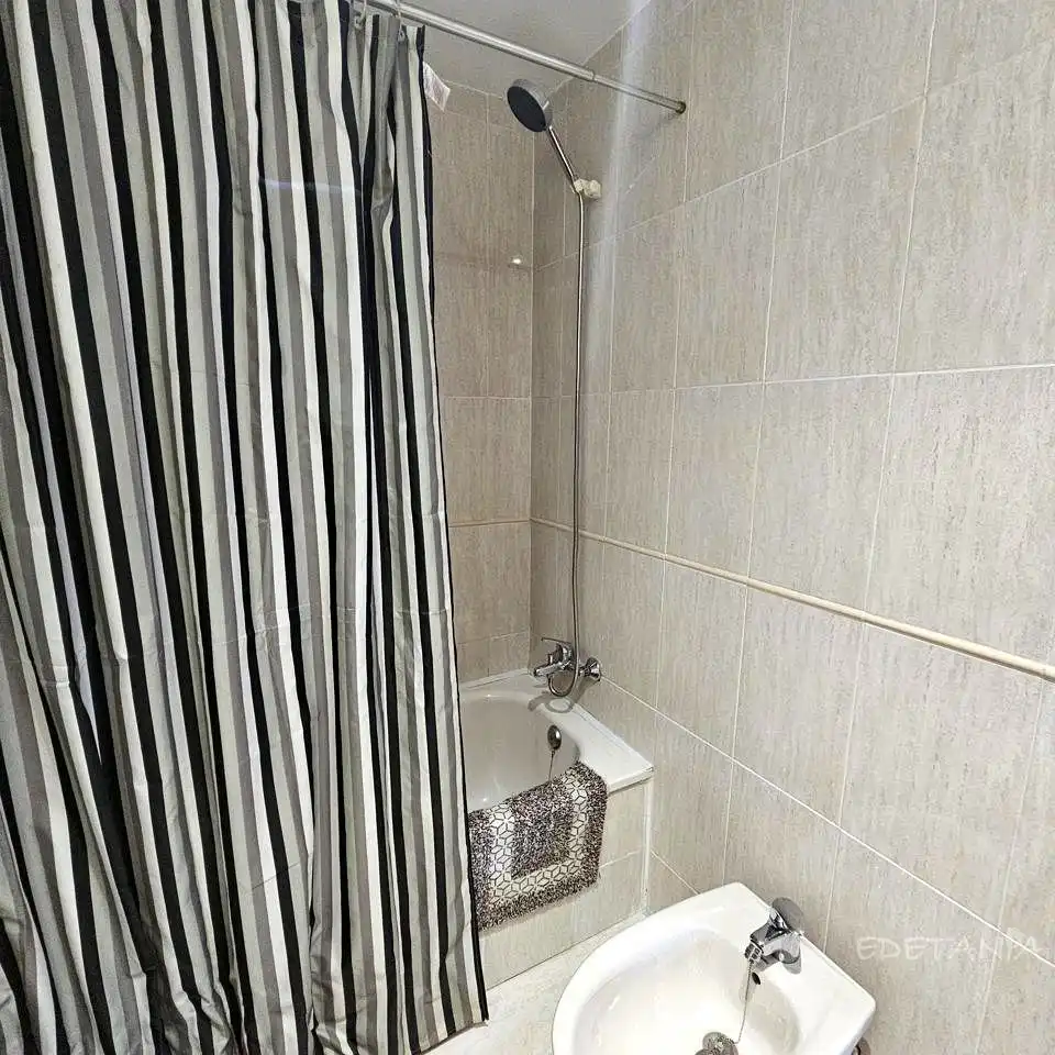Baño de Piso de alquiler en Alfara del Patriarca con Aire acondicionado, Amueblado y Balcón