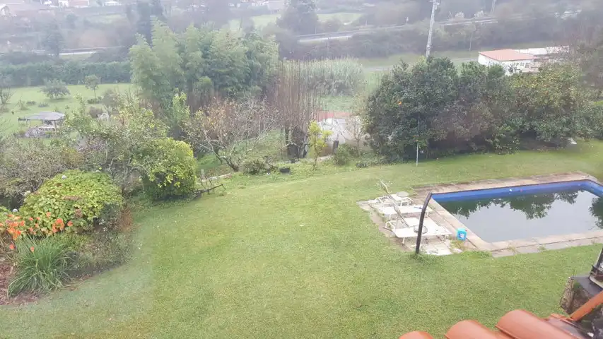 Jardín de Casa o chalet en venta en Pontevedra Capital  con Calefacción, Jardín privado y Terraza