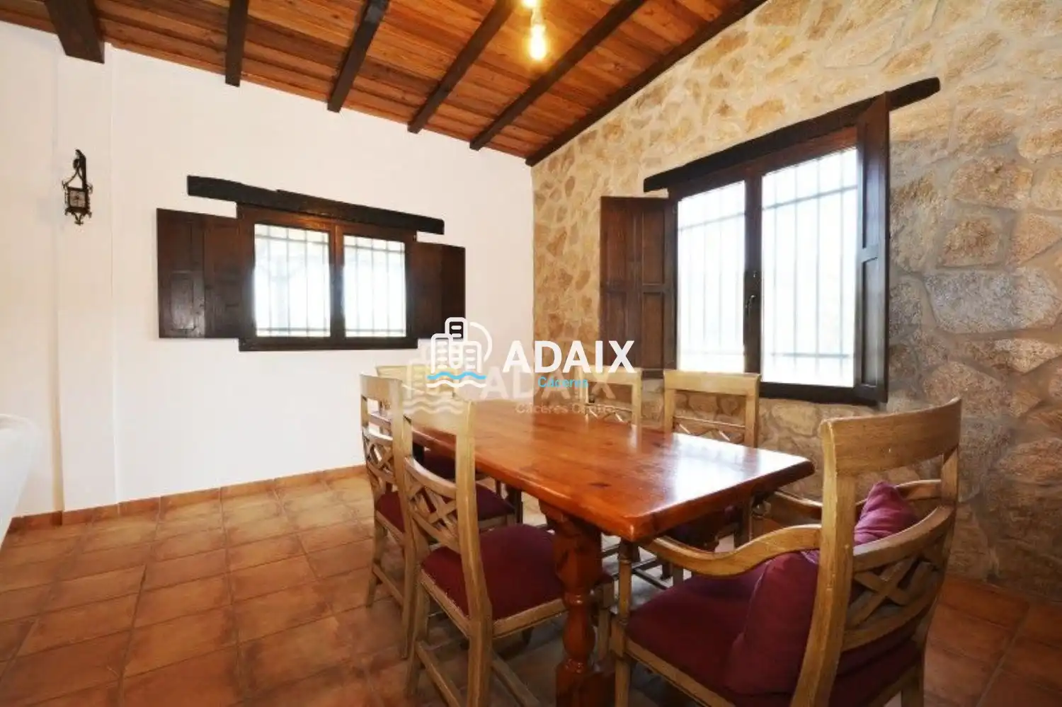 Comedor de Finca rústica en venta en Aliseda con Aire acondicionado y Terraza