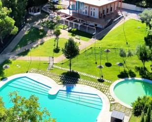 Piscina de Casa o xalet en venda en  Jaén Capital amb Aire condicionat, Calefacció i Terrassa