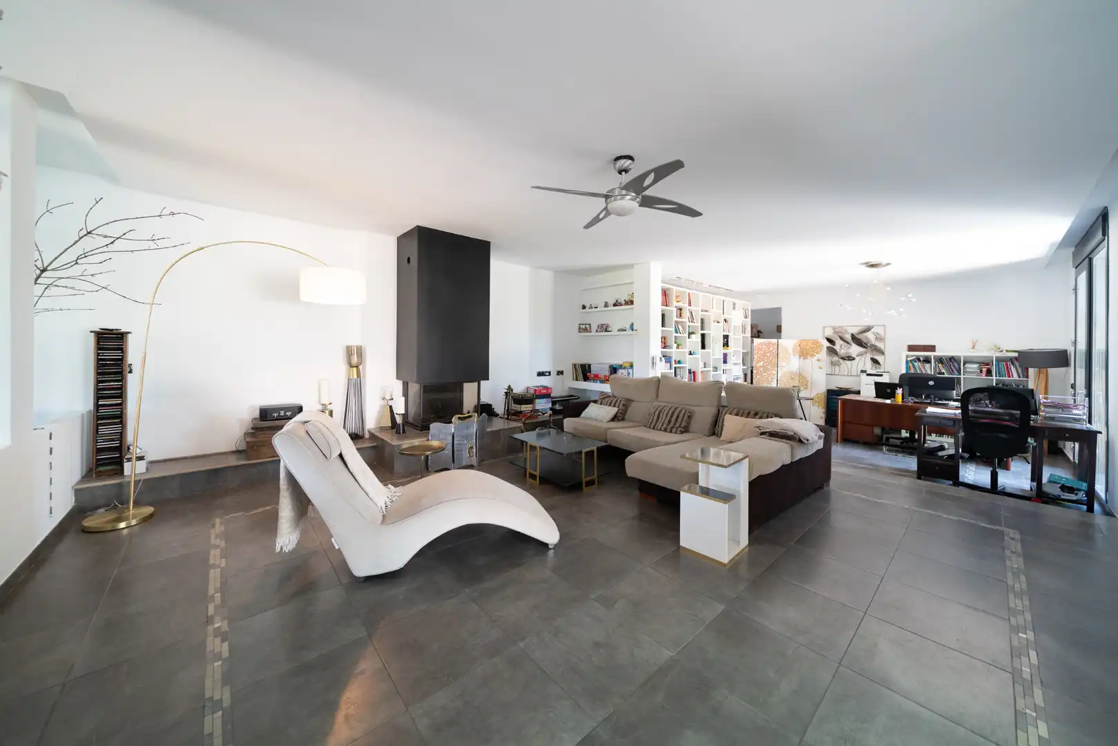 Sala de estar de Casa o chalet en venta en Valdetorres de Jarama con Aire acondicionado, Jardín privado y Terraza