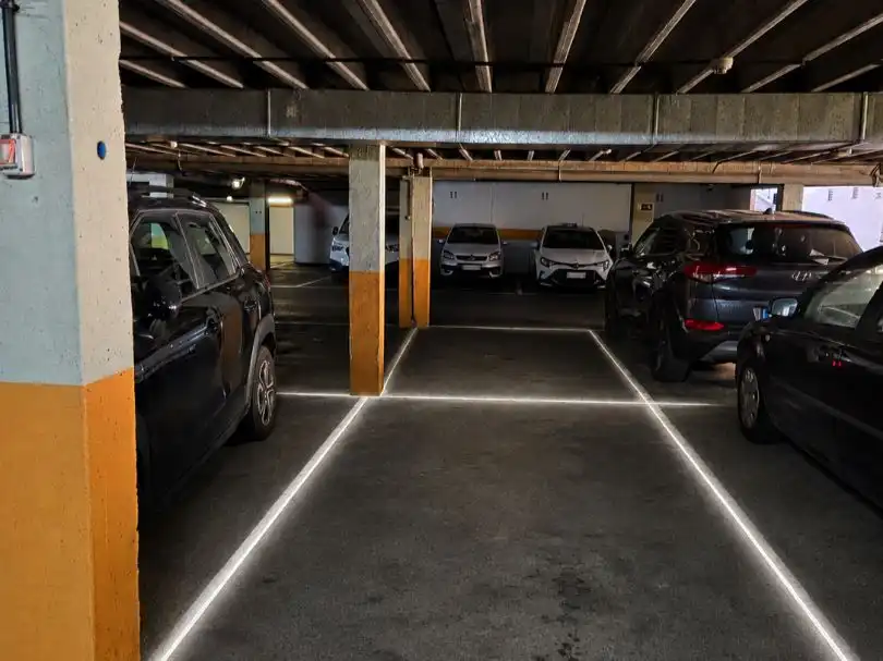 Aparcament de Garatge en venda en Oviedo 
