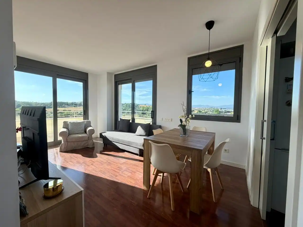 Sala de estar de Piso en venta en Montcada i Reixac con Aire acondicionado, Calefacción y Parquet