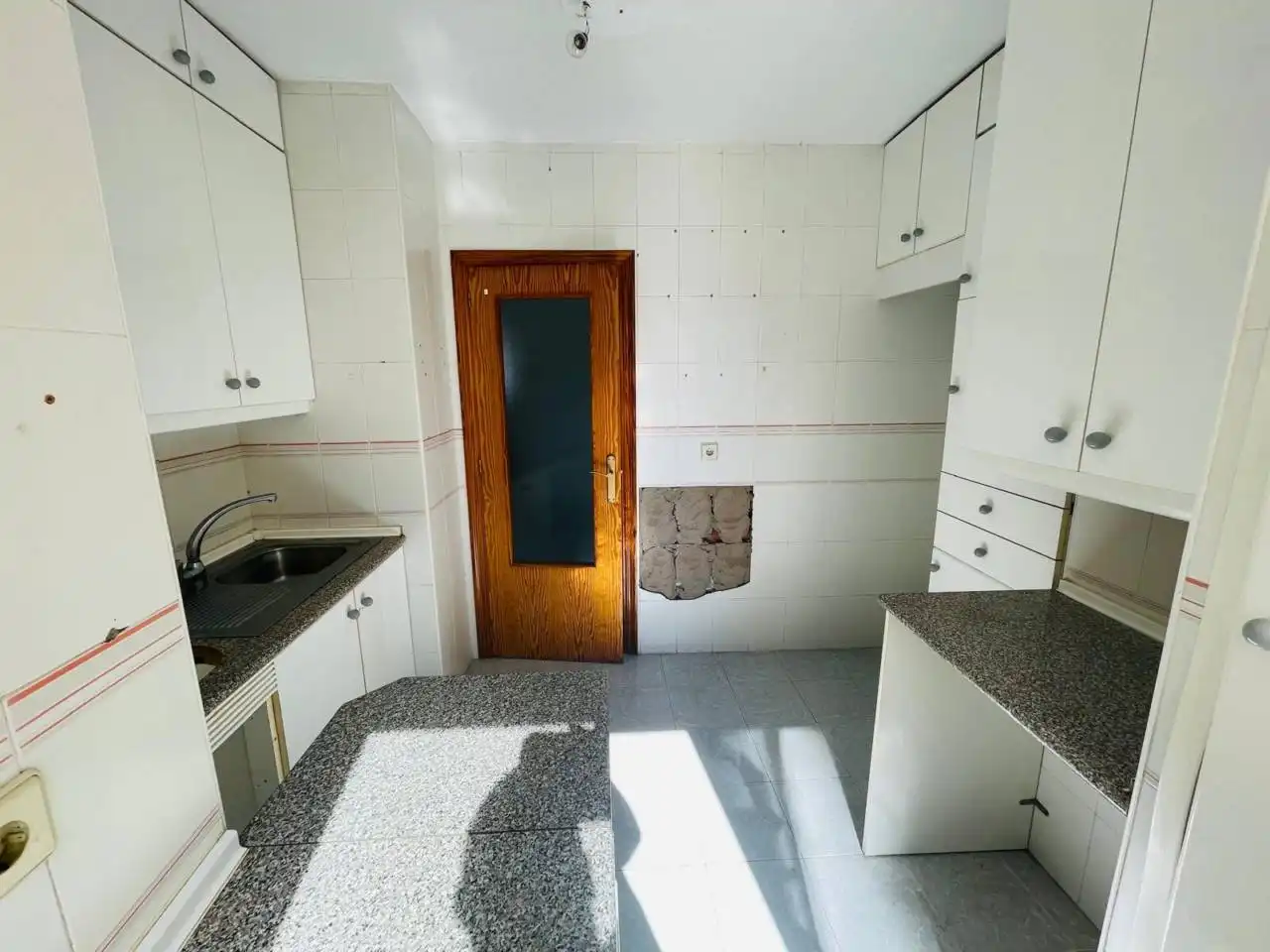 Cuina de Pis en venda en Cartagena amb Terrassa i Balcó