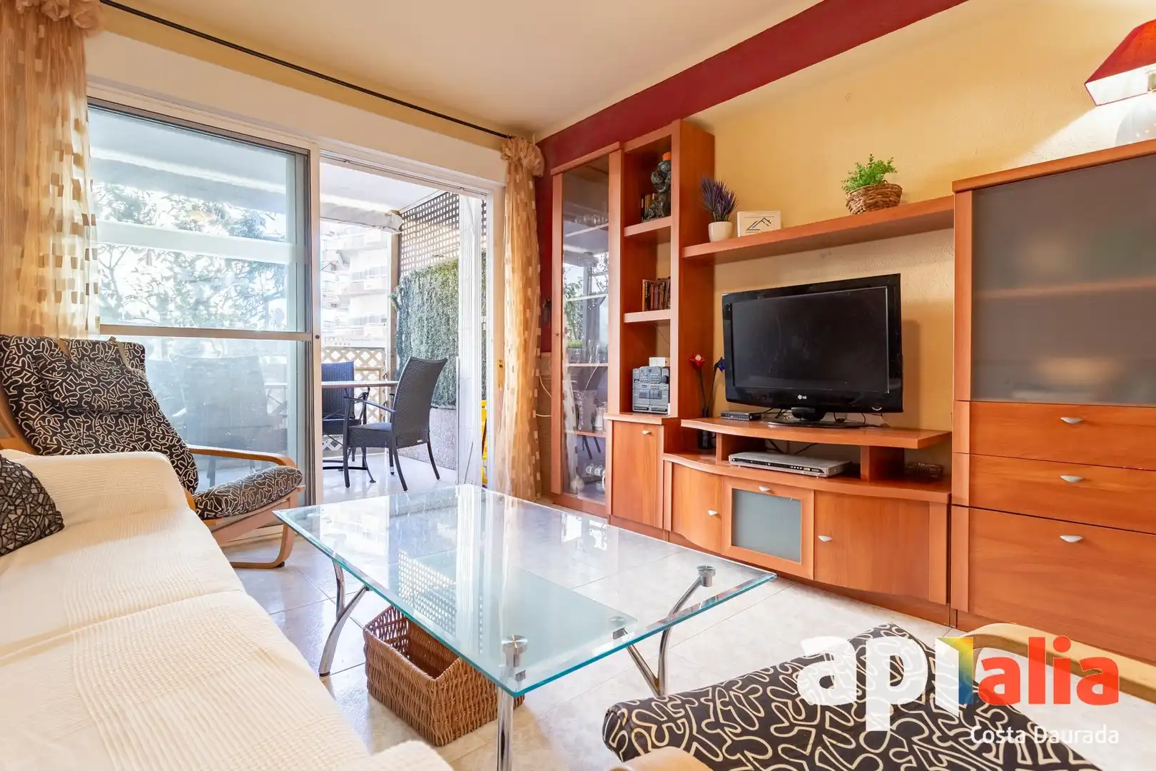 Sala de estar de Apartamento en venta en Salou con Aire acondicionado, Terraza y Amueblado