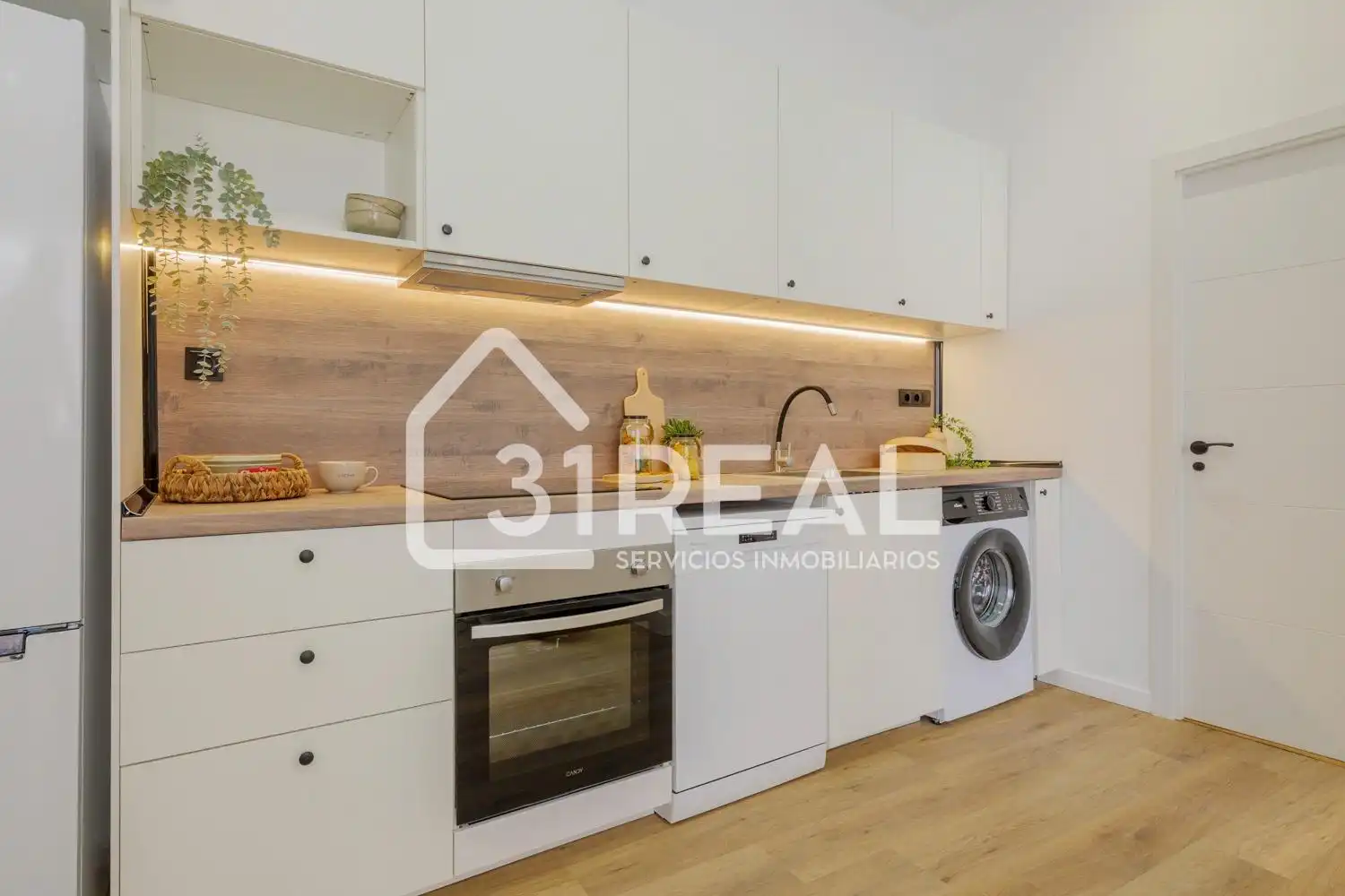 Kitchen of Flat for sale in Madrid  with Heating and Furnished