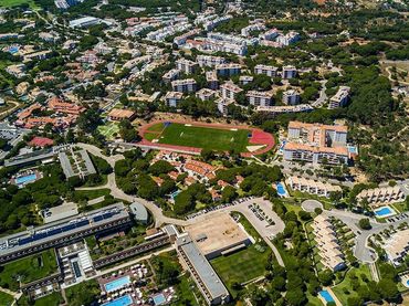 Flat with pool for sale in Moncloa - Aravaca