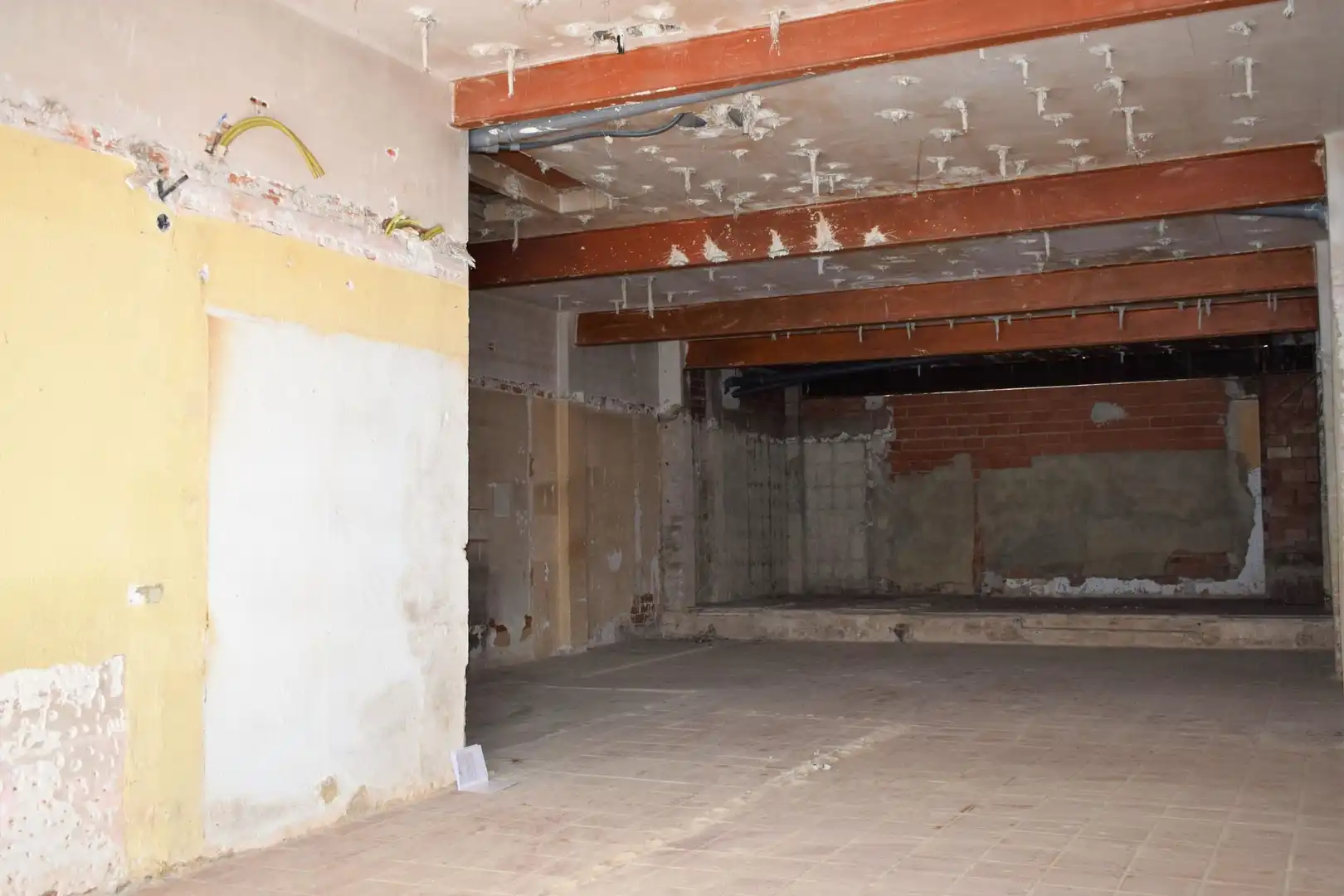 Local comercial en alquiler en Avinguda dels Hostalets