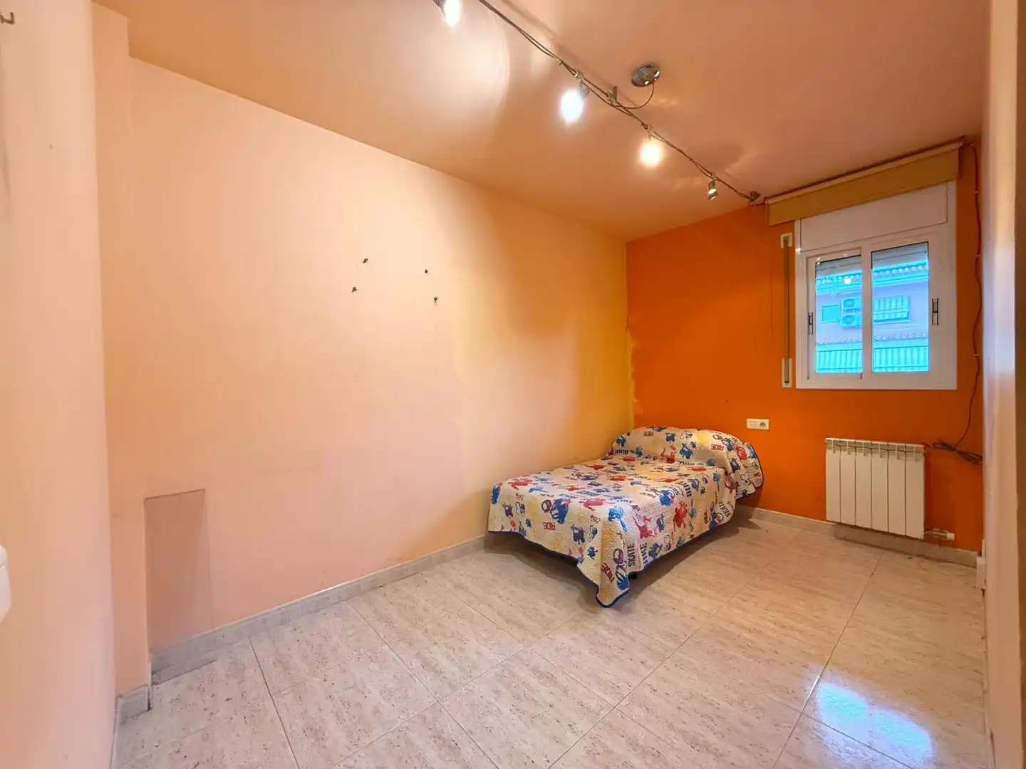 Habitación de Casa adosada en venta en Reus con Jardín privado, Terraza y Trastero