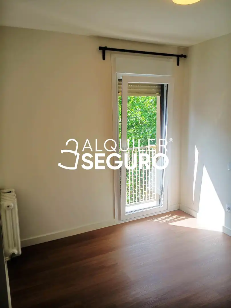 Habitación de Piso de alquiler en Valladolid con Calefacción y Trastero