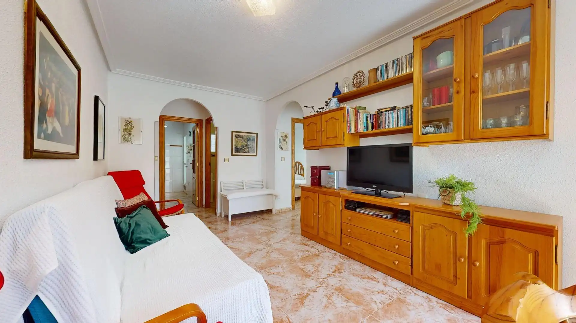 Sala d'estar de Casa adosada en venda en San Pedro del Pinatar amb Aire condicionat, Terrassa i Traster