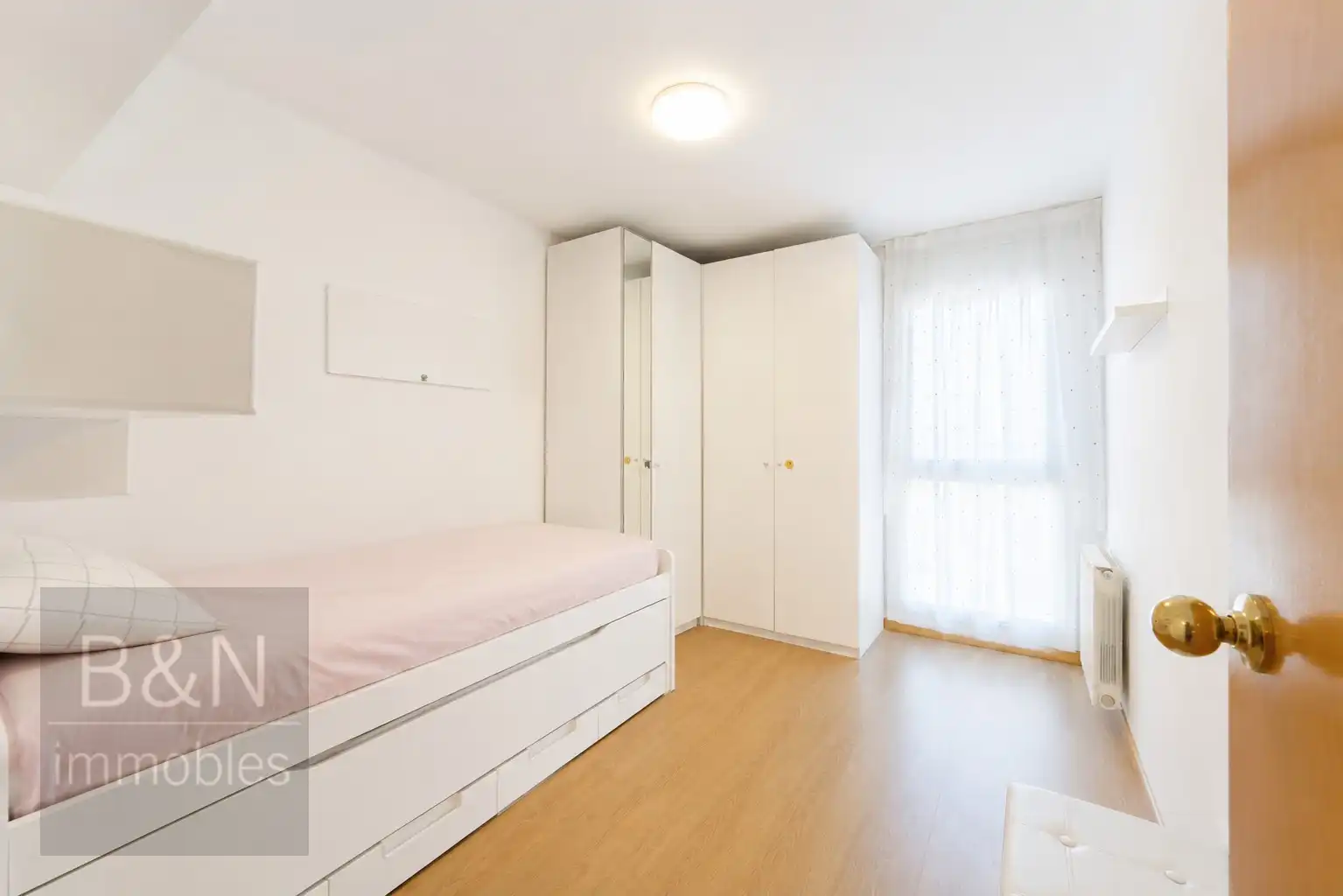 Bedroom of Flat for sale in Terrassa  with Air Conditioner, Heating and Balcony