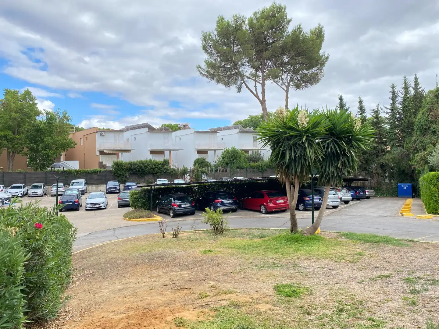 Parking de Piso en venta en Mairena del Aljarafe con Aire acondicionado, Calefacción y Jardín privado