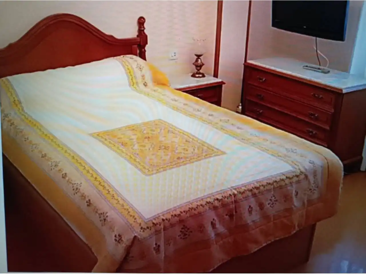 Bedroom of Flat for sale in Ourense Capital   with Heating and Parquet flooring