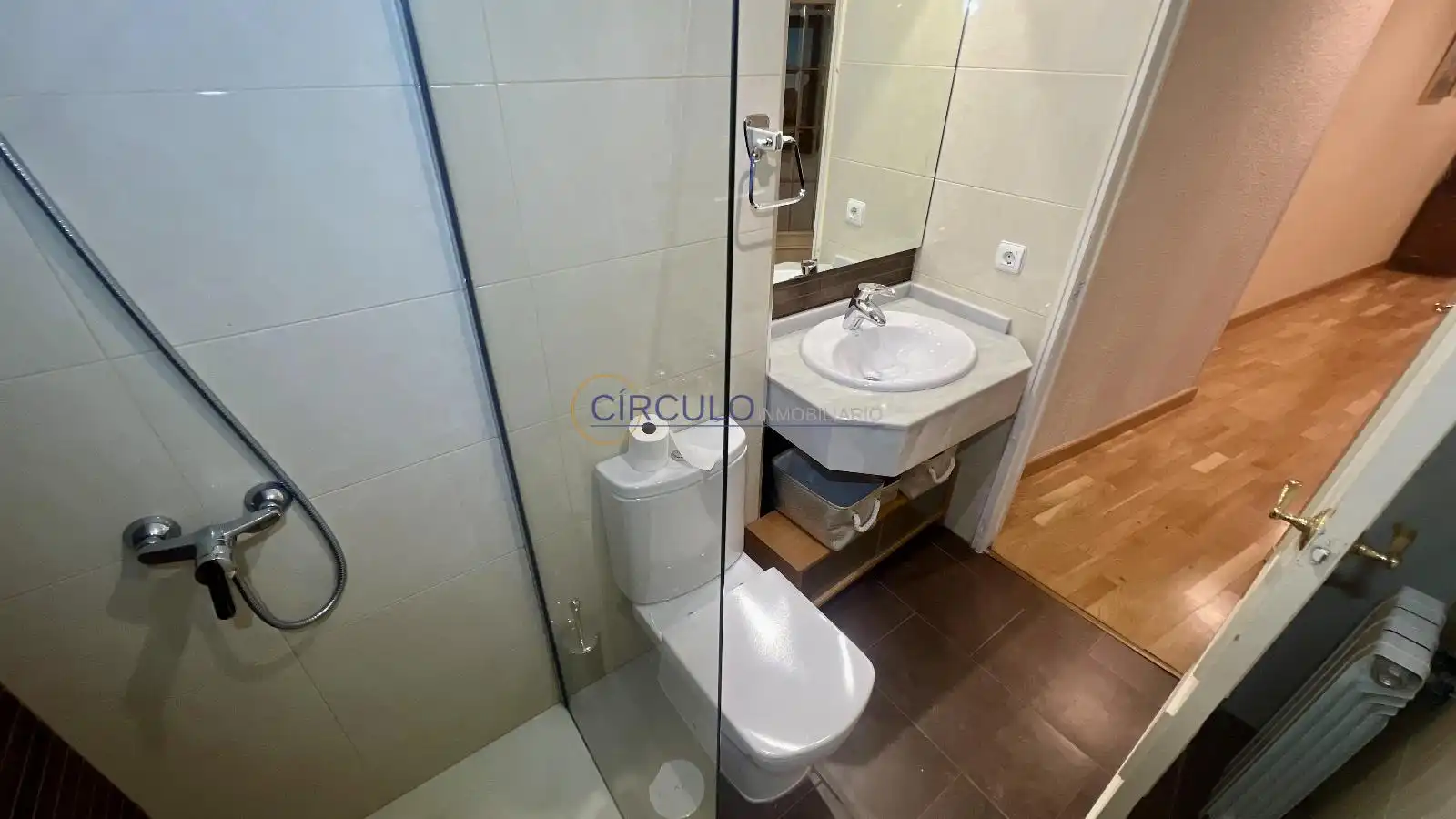 Baño de Piso en venta en Lorca con Calefacción, Trastero y Amueblado