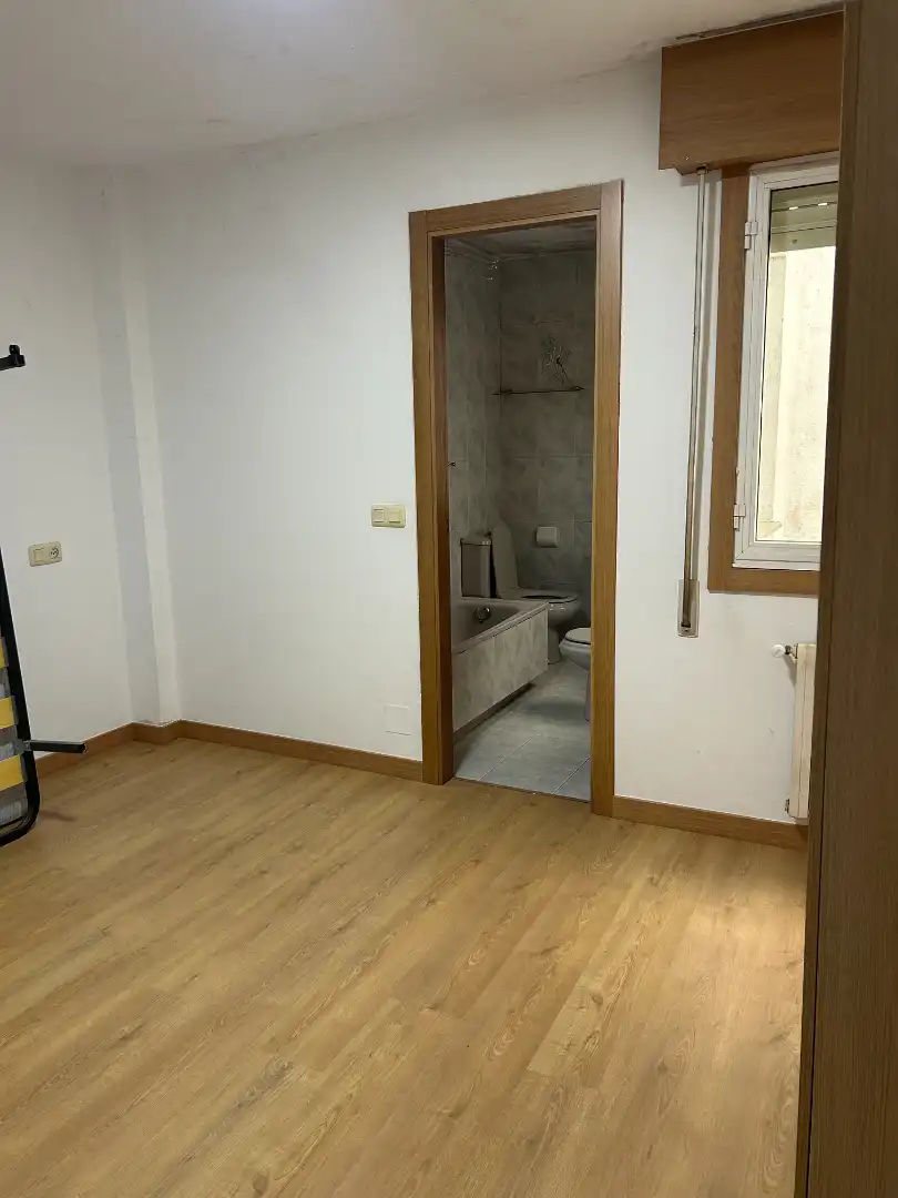 Flat for rent in Santiago de Compostela   with Furnished