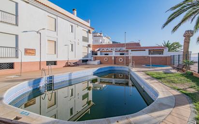 Piscina de Apartament en venda en Polopos amb Aire condicionat, Terrassa i Balcó