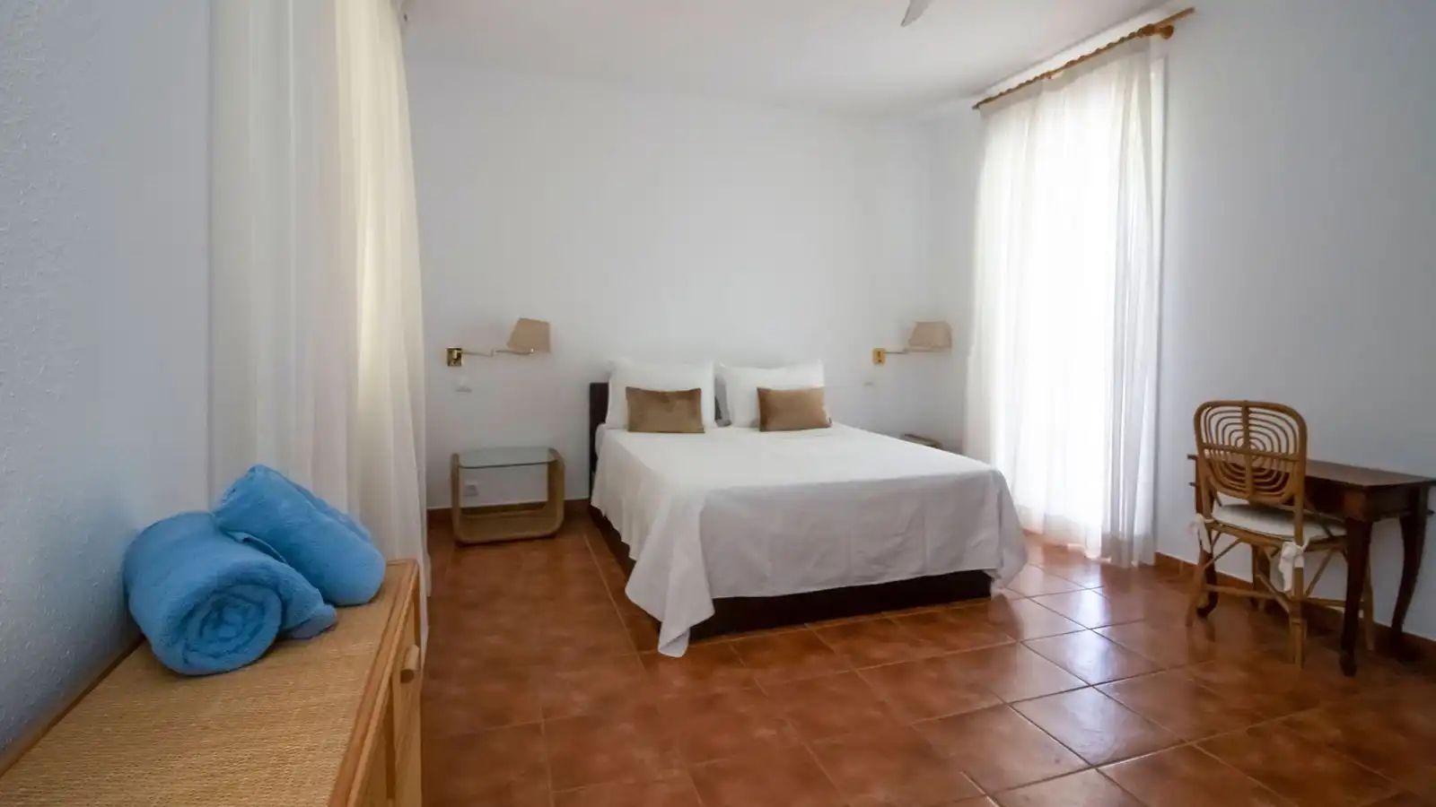 Habitación de Piso en venta en Marbella con Aire acondicionado, Terraza y Amueblado