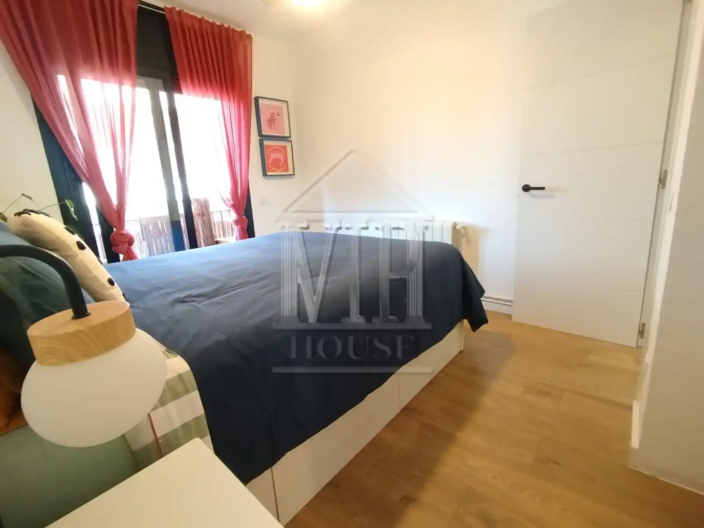 Habitación de Piso en venta en Badalona con Aire acondicionado, Calefacción y Parquet