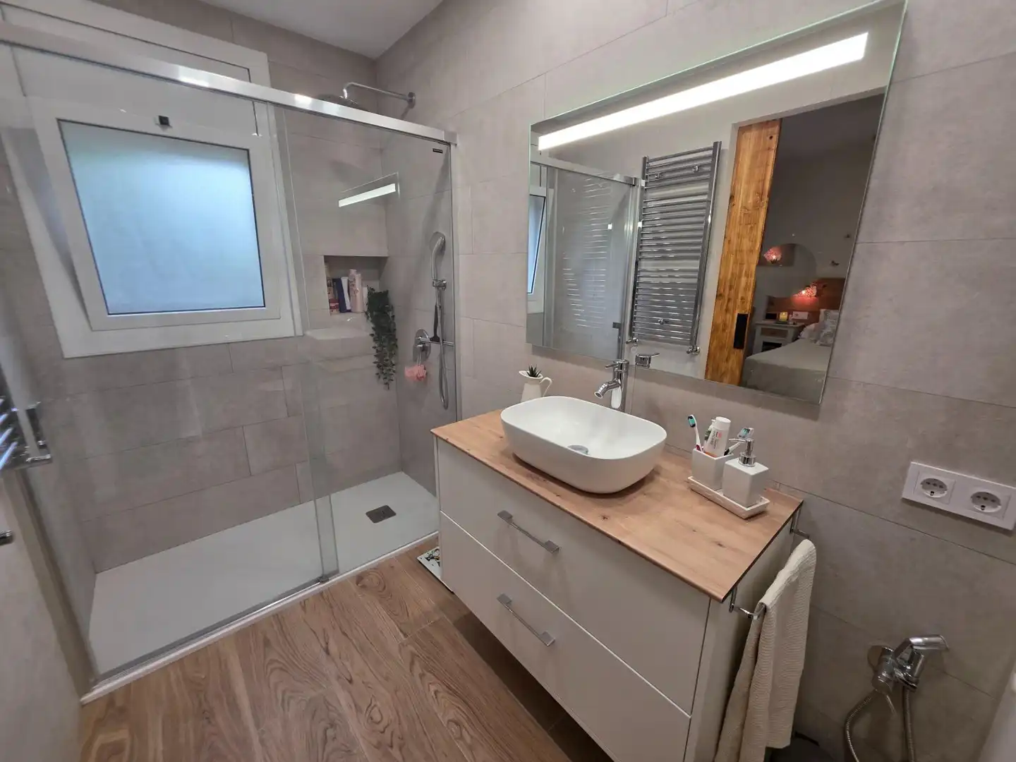 Baño de Casa o chalet en venta en Castellar del Vallès con Calefacción, Terraza y Piscina