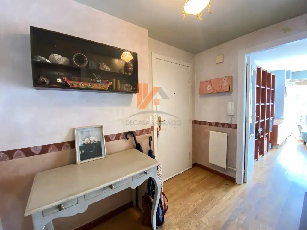 Piso en venta en Santiago de Compostela  con Horno