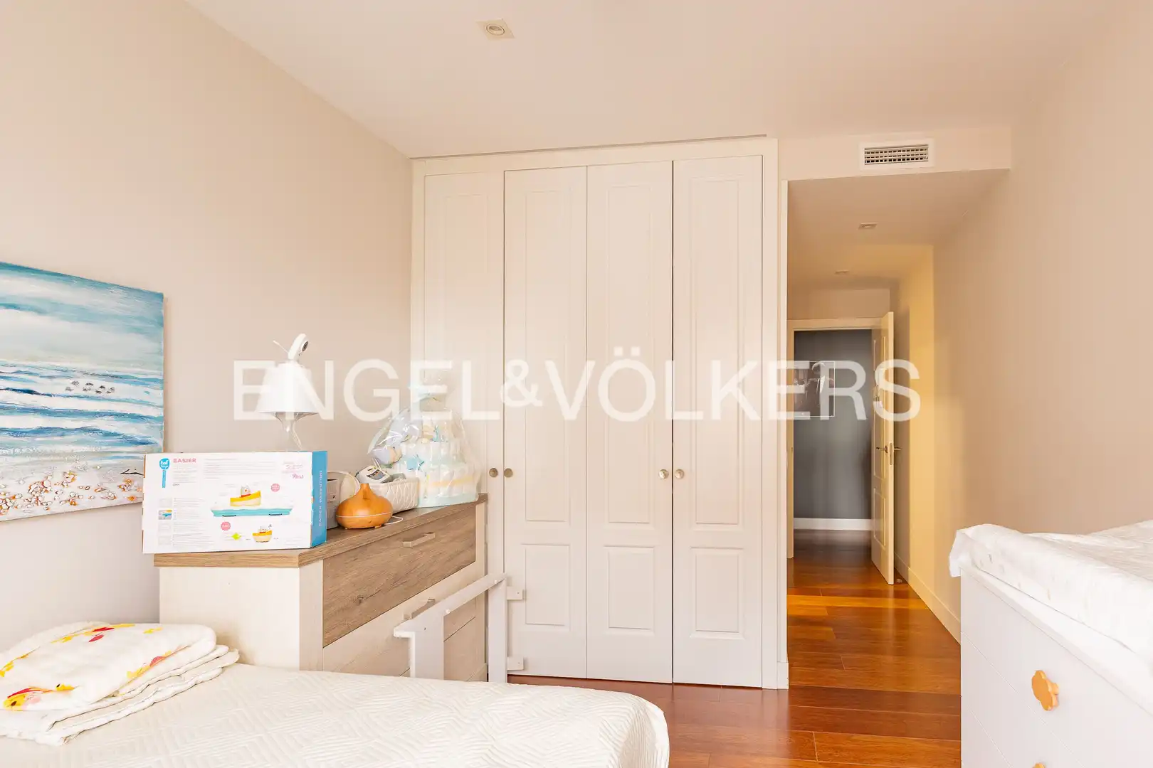 Bedroom of Flat for sale in Madrid  with Air Conditioner, Heating and Furnished