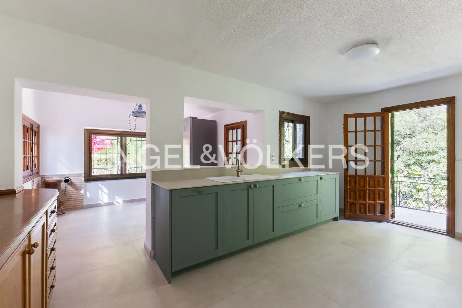 Cocina de Casa o chalet de alquiler en Paterna con Aire acondicionado, Calefacción y Jardín privado
