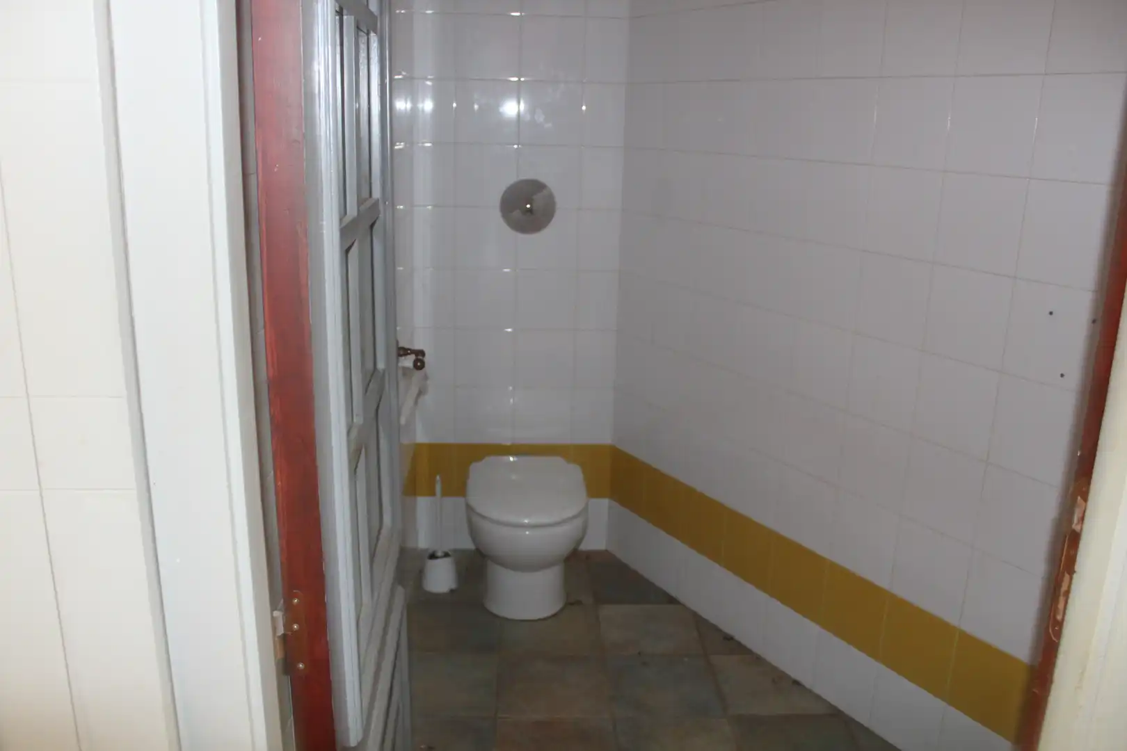 Bany de Local en venda en  Logroño amb Aire condicionat i Moblat